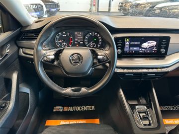 Skoda Octavia Lim. *LED*NAVI*AHK*Standh*