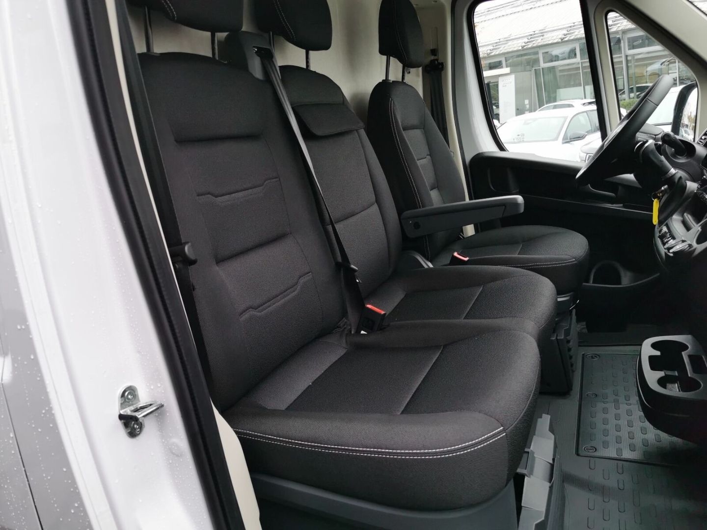 Fahrzeugabbildung Opel Movano Cargo L3H2 ATM Standhzg Navi digi.Cockpi