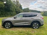 Hyundai SANTA FE 2.2 CRDi Premium 2WD 8AT Premium - Hyundai SANTA FE aus 2020