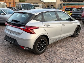 Hyundai i20 - 8