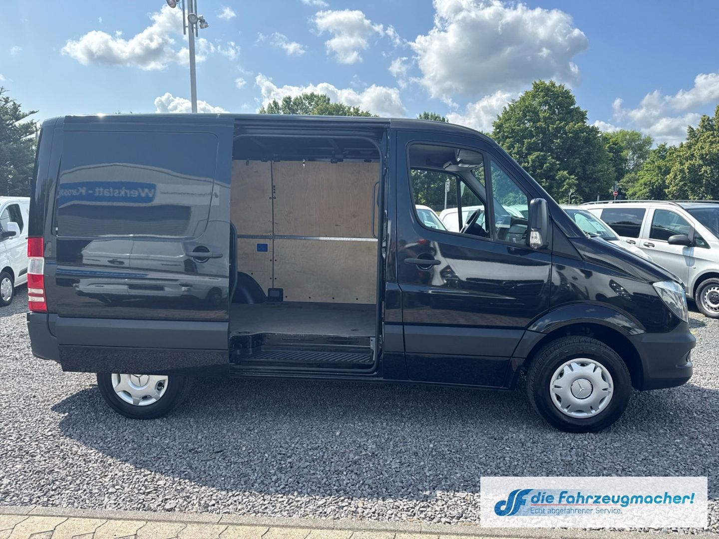 Fahrzeugabbildung Mercedes-Benz Sprinter II Kasten 211 CDI AHK el.SP Spieg. behe