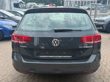 Volkswagen Passat - 9