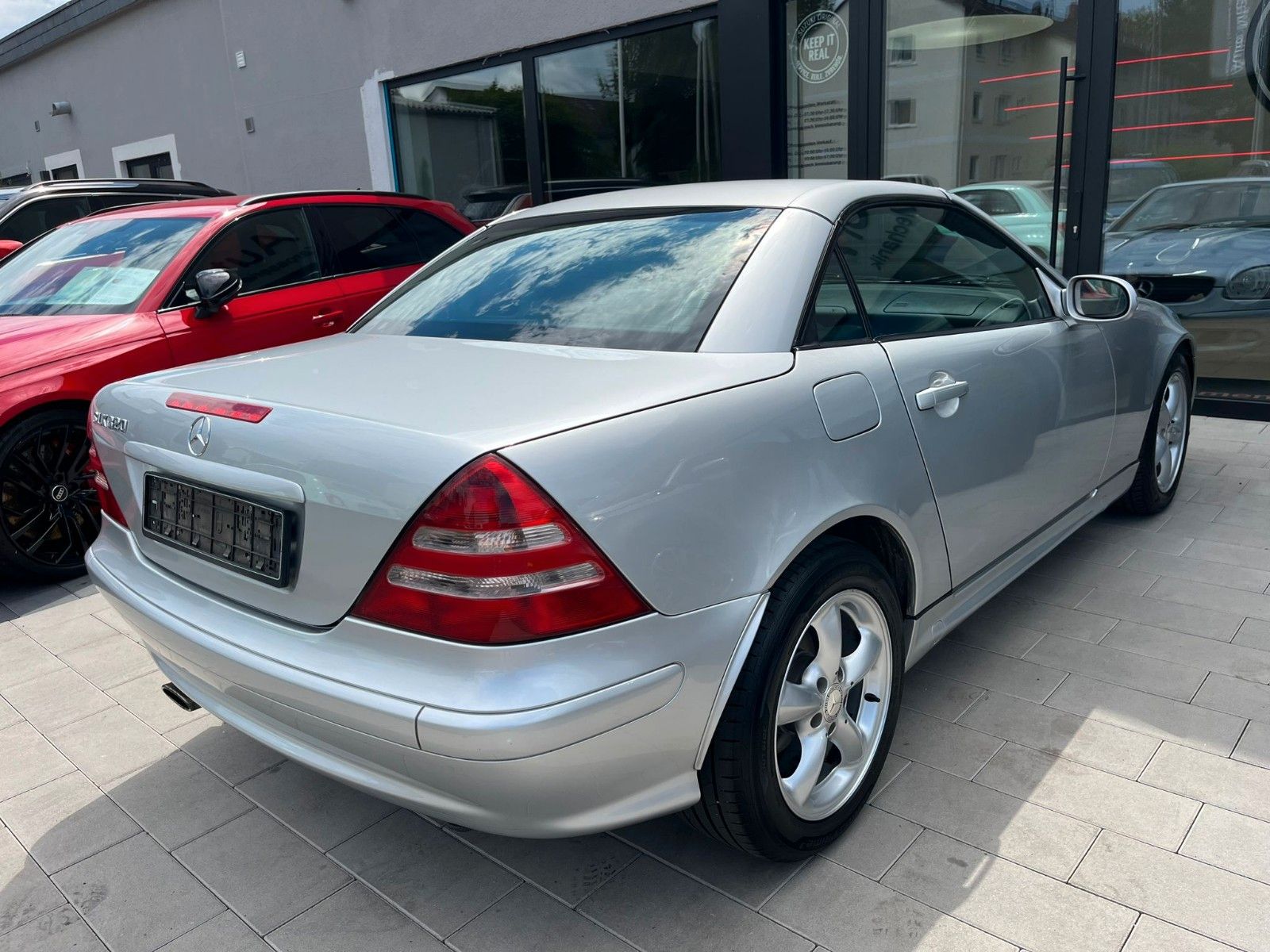 Fahrzeugabbildung Mercedes-Benz SLK 320*1.Hand*Holz*HU07/2027*Scheckheftgepflegt