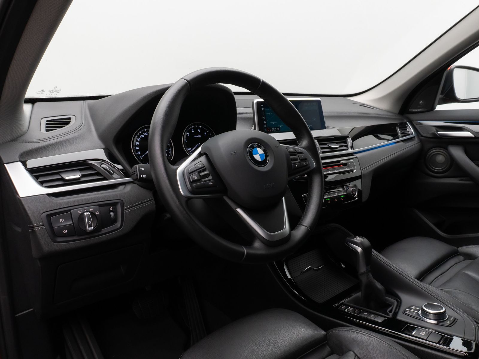 Fahrzeugabbildung BMW X1 xD25e Sport Line H/K Memory ParkAss DAB Leder