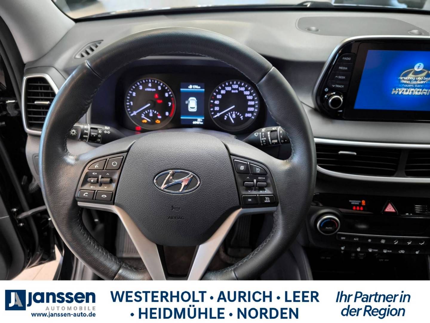 Fahrzeugabbildung Hyundai TUCSON STYLE Smart-Key