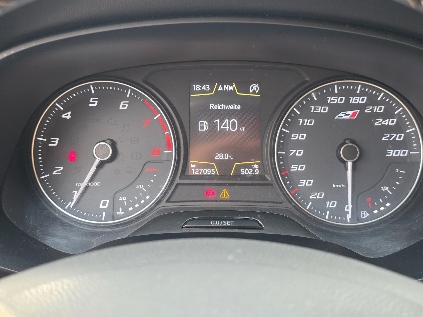 Seat Leon ST Cupra 280 ch • Boîte manuelle • Baquets cuir • Toit pano • DCC • GPS