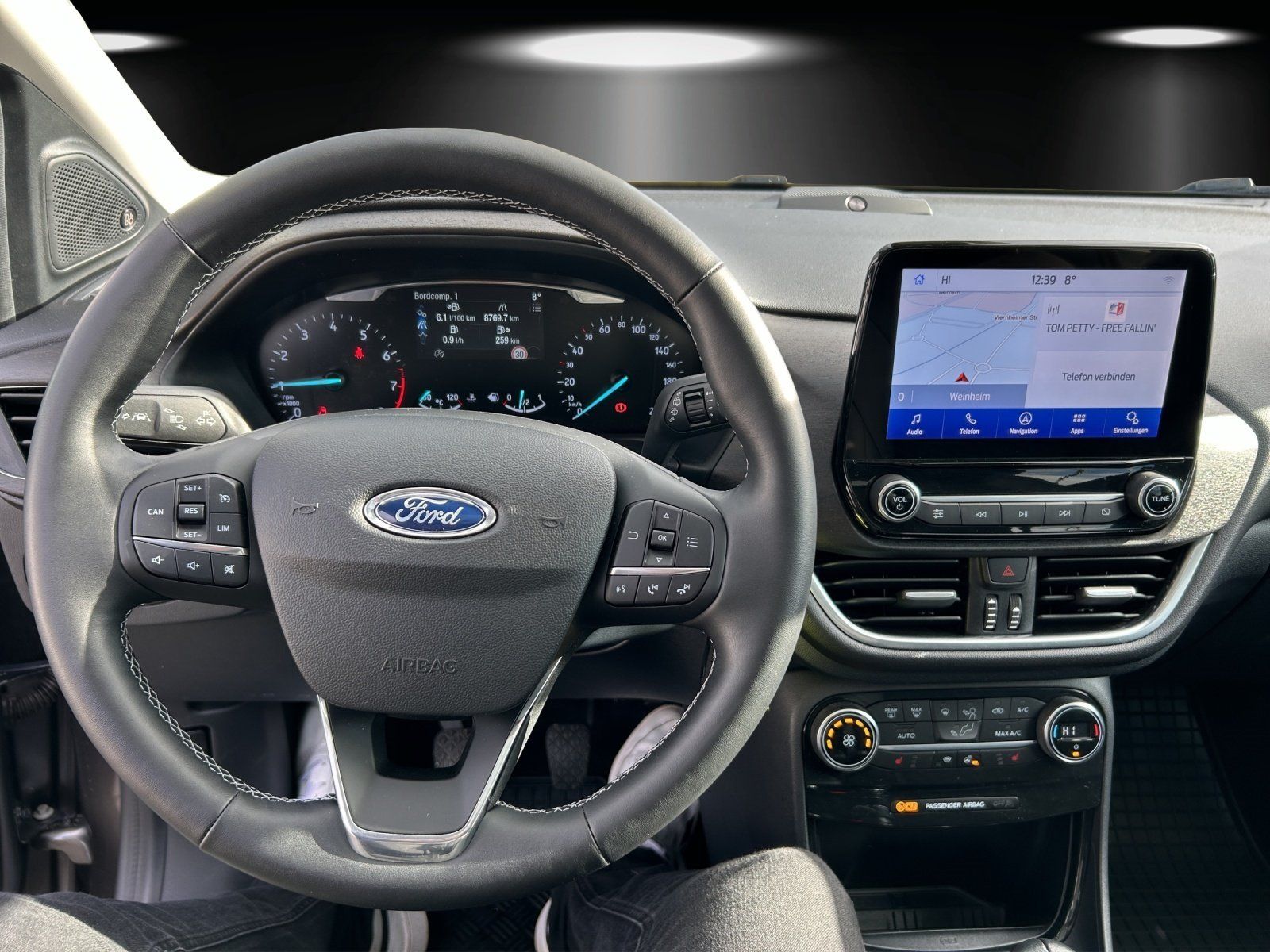 Fahrzeugabbildung Ford Puma 1.0 EcoBoost Titanium X,Pano,Navi