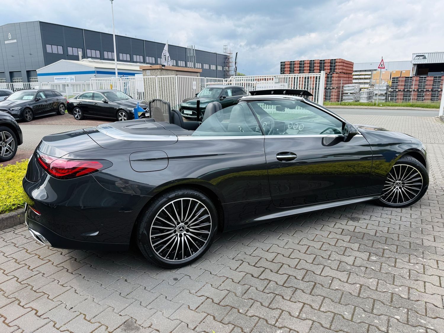 Fahrzeugabbildung Mercedes-Benz CLE 180 CABRIO, AMG, LED, PTS, RFK, Tot, Keyles