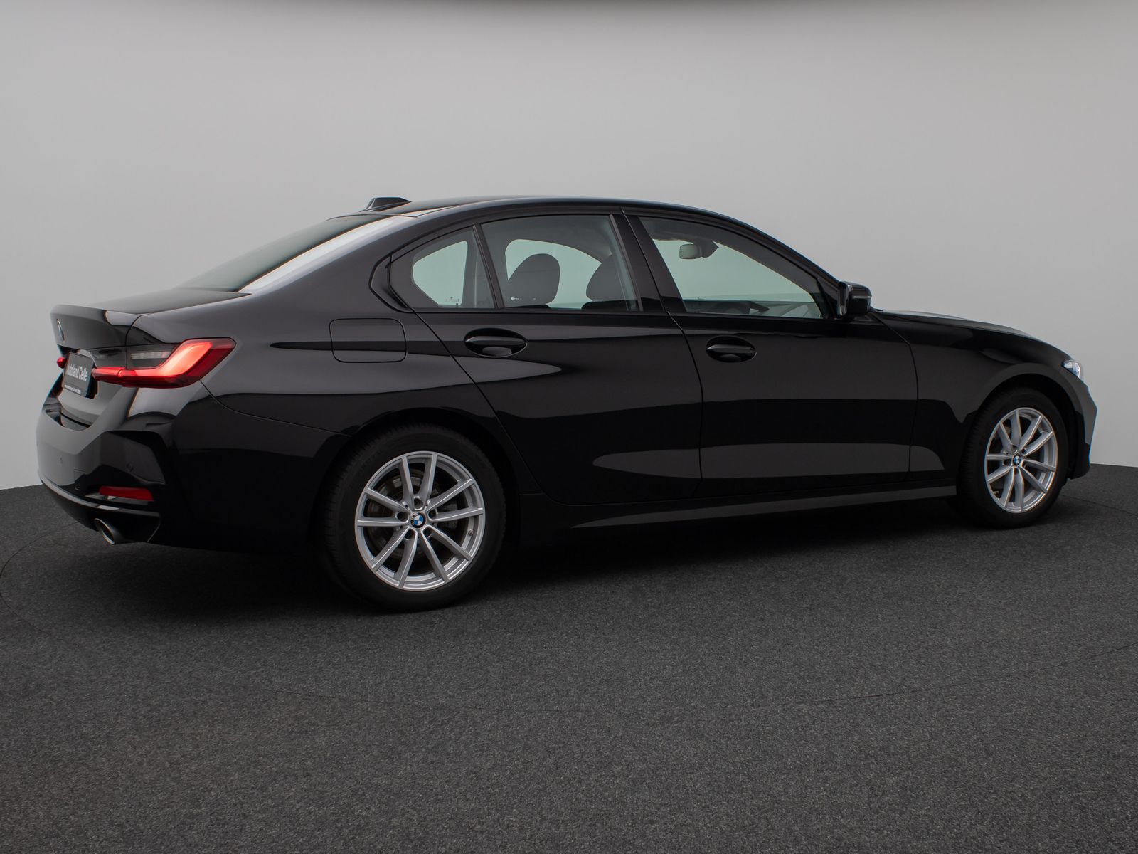 Fahrzeugabbildung BMW 318i GeschwindigReg DAB PDC Cockpit+ Widscreen