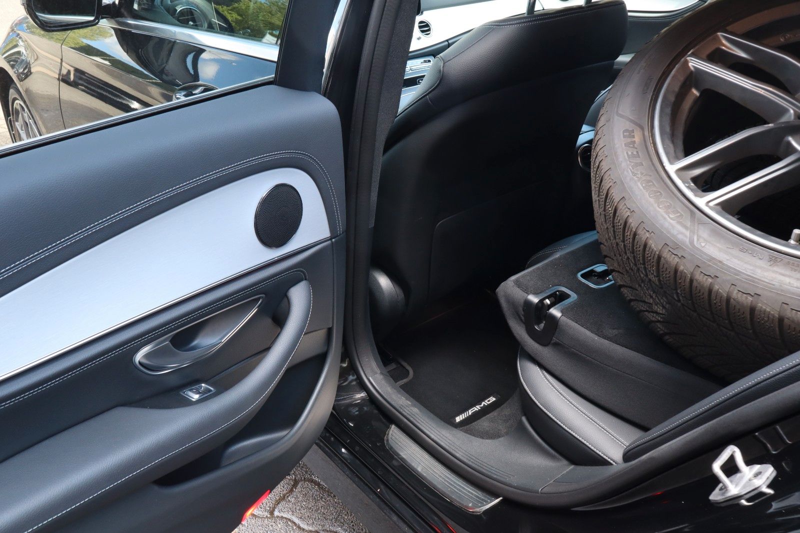 Mercedes-Benz E 300 E T-Modell E 300 d 4Matic foto 24