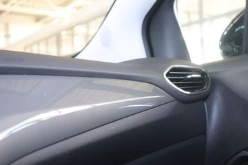 Fotografie des Opel Crossland (X) Crossland 1.2 Automatik Elegance