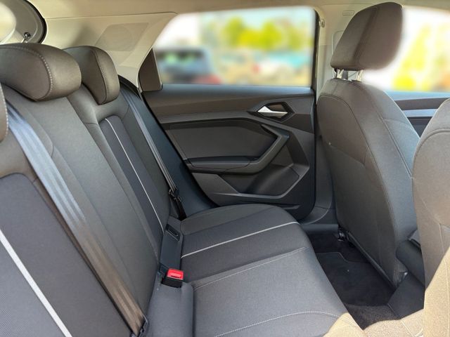 A1 Sportback 25 TFSI S-LINE NAVI+DCP+ACC+EPH+DAB