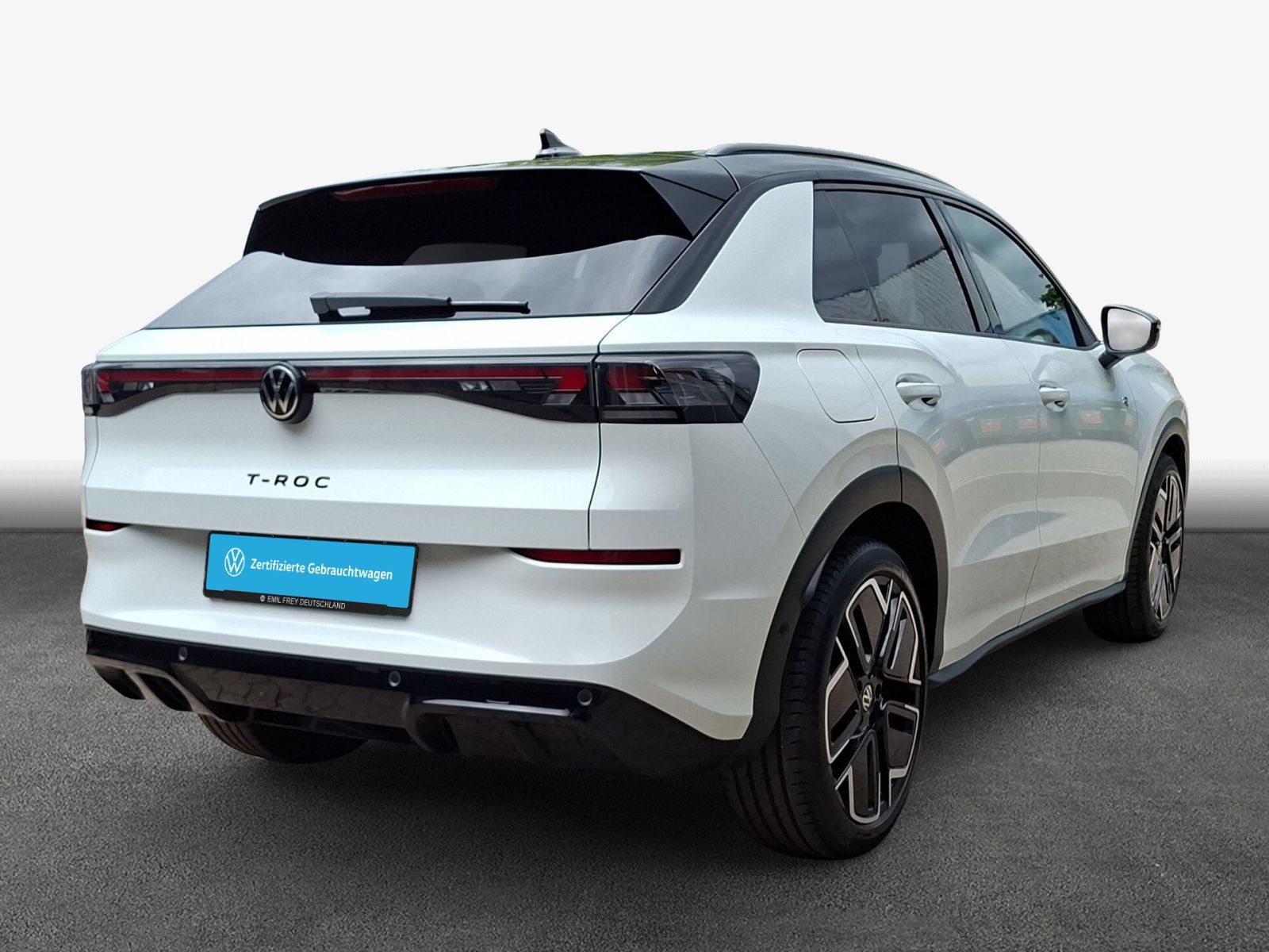 Volkswagen T-Roc 1.5 eTSI DSG R-Line NAVI LED AREA foto 2