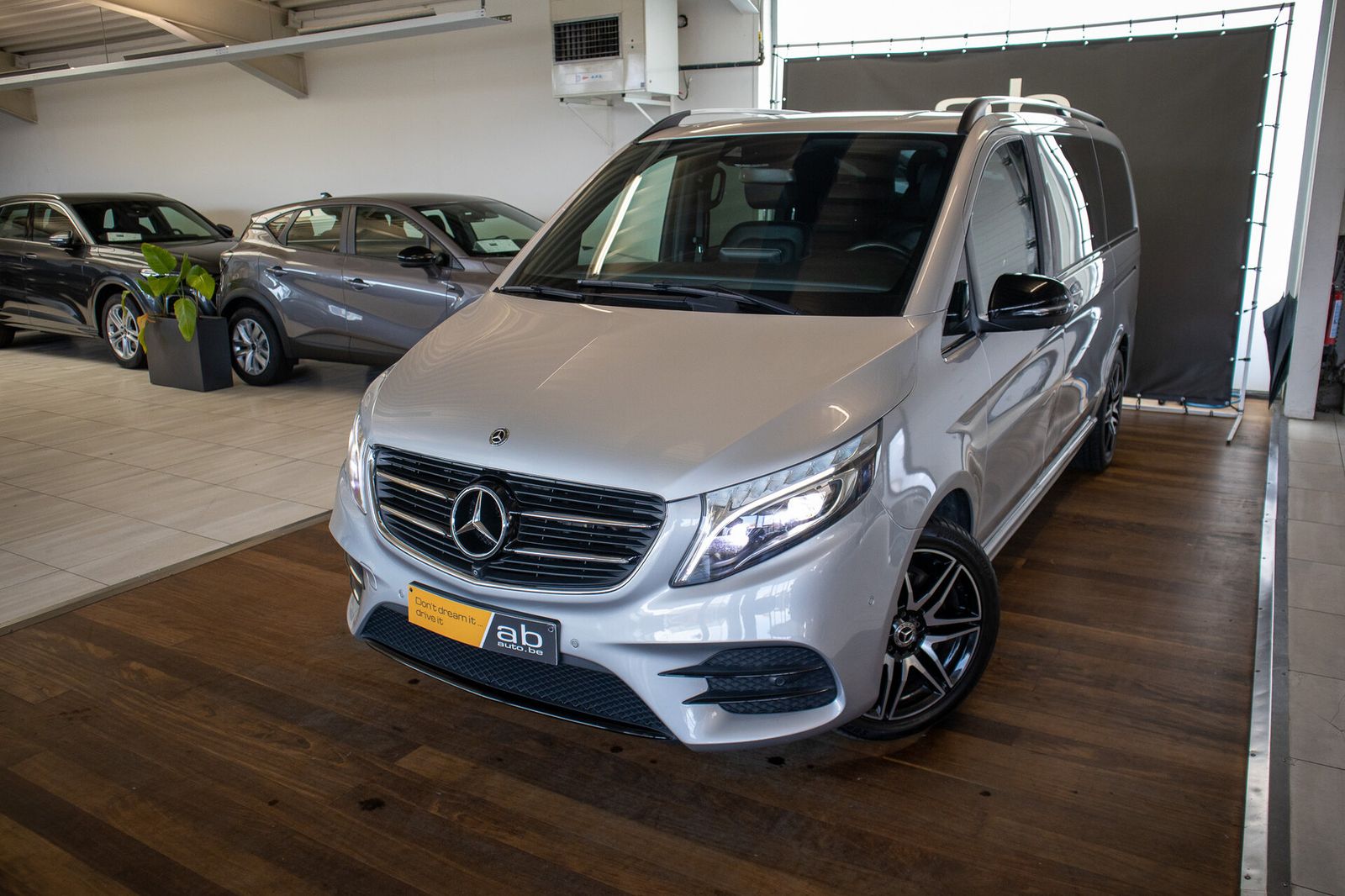 Mercedes-Benz V 250 DUBBELE CABINE, lichte vracht, AMG Line, B imagem 2