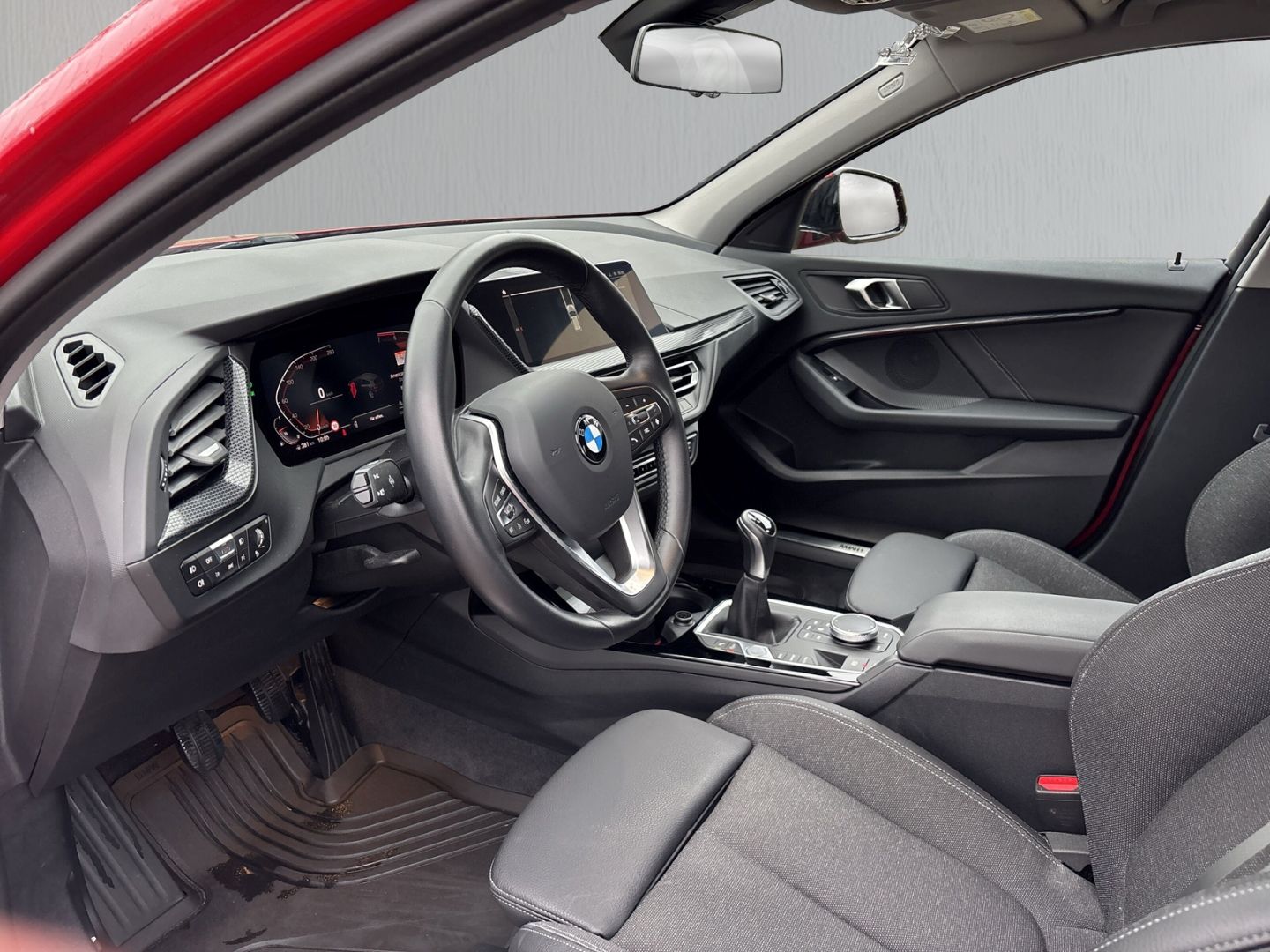 BMW 118 i Sport Line ShadowLine AdaptLED Navi PDC foto 7
