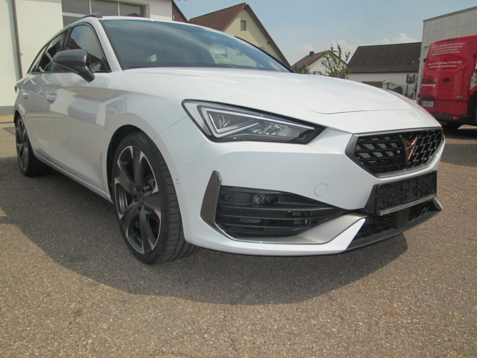Cupra Leon Sportstourer VZ   DSG   TOP    300PS