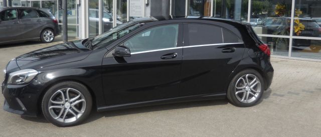 MERCEDES-BENZ A 200 d 4MATIC Urban DCT Urban