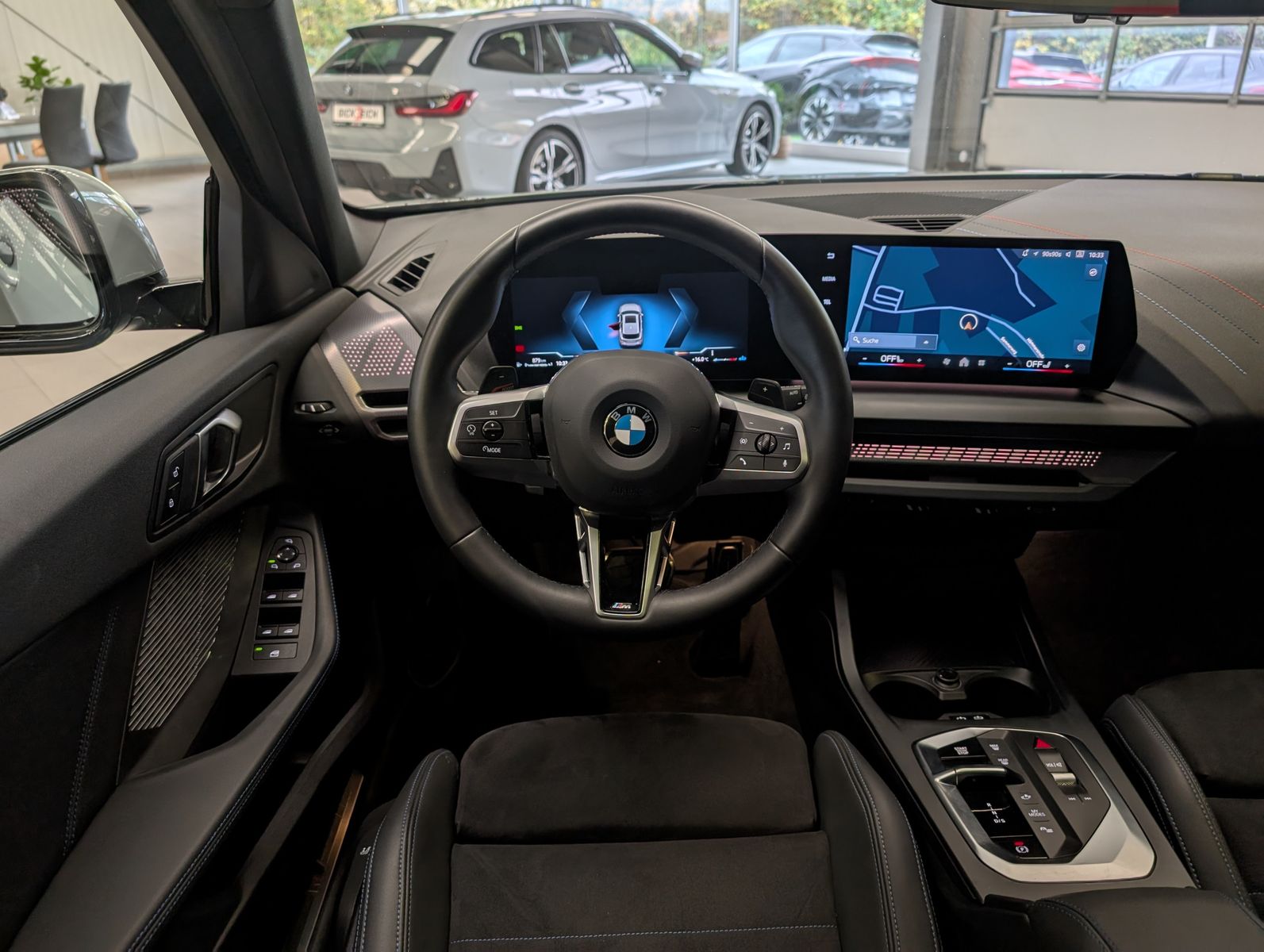 Fahrzeugabbildung BMW 118 d M-Sport Premium Shadow Cam Pano Alcan 18"