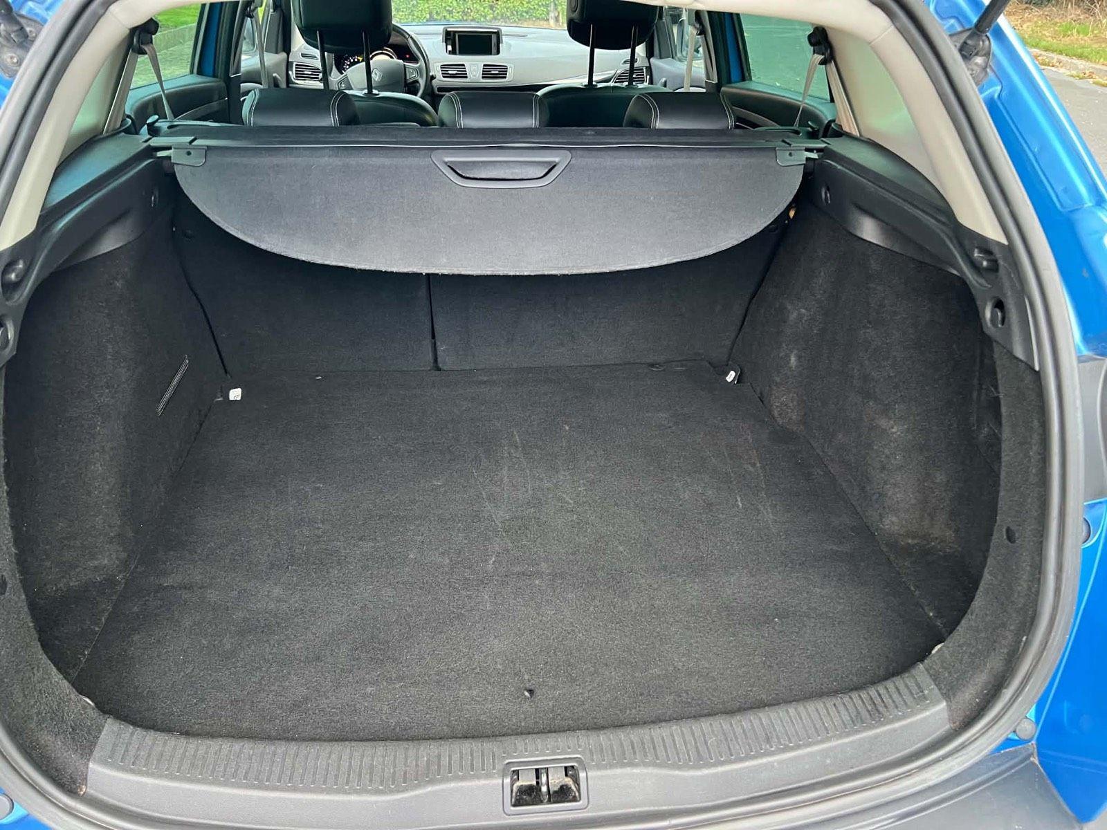 Renault Megane 2013 — photo 11