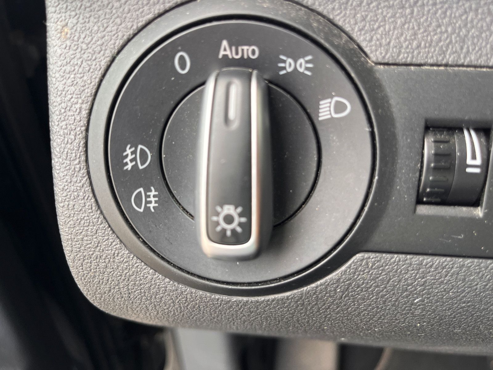 Fahrzeugabbildung Volkswagen Touran Highline BMT 2.0 TDi DSG
