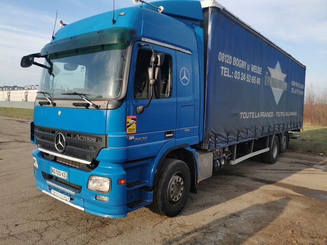 Mercedes-Benz Actros 2536/LBW Dhollandia 1500Kg/Klima