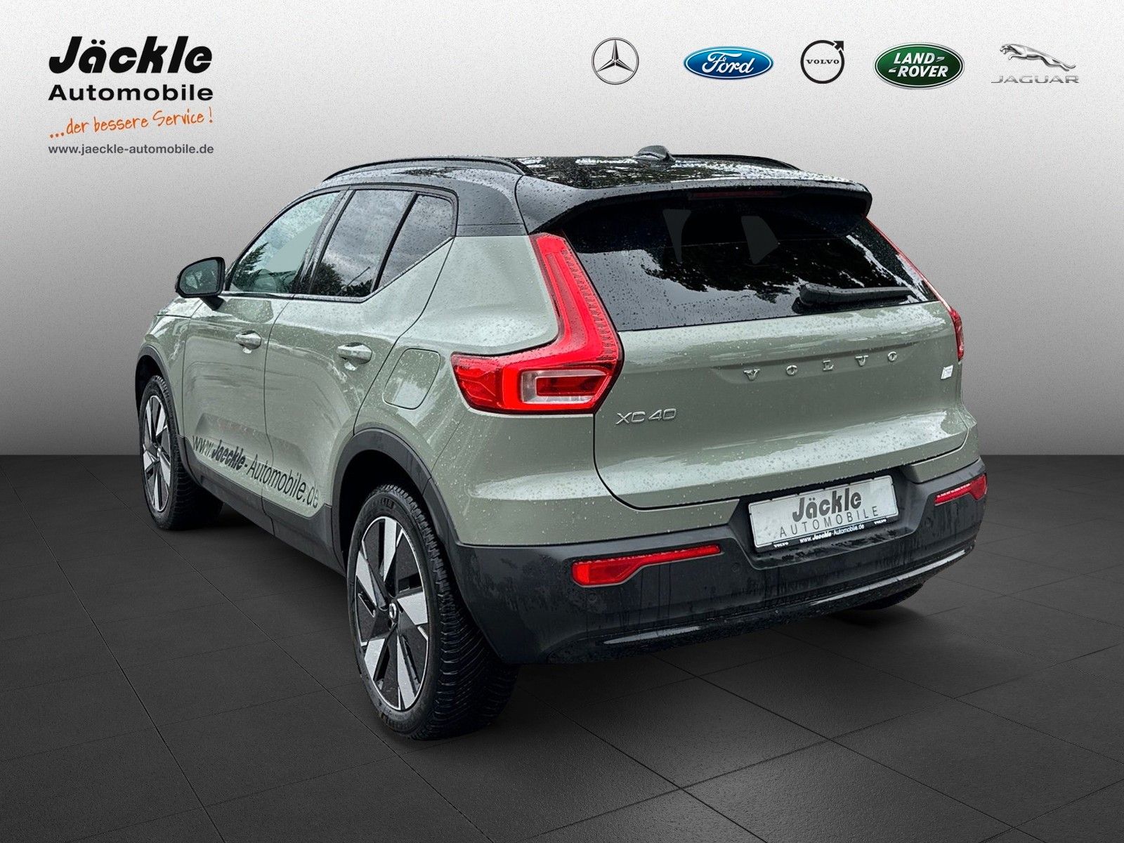 Fahrzeugabbildung Volvo XC40 Ultimate Recharge Pure Electric AWD, Panor