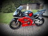 Honda CBR 900 / 954 RR Fireblade - HONDA CBR 900 RR