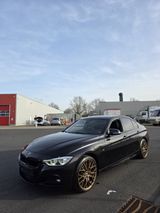 BMW Bmw F30 LCI 335d M Paket - BMW 335 in Düsseldorf
