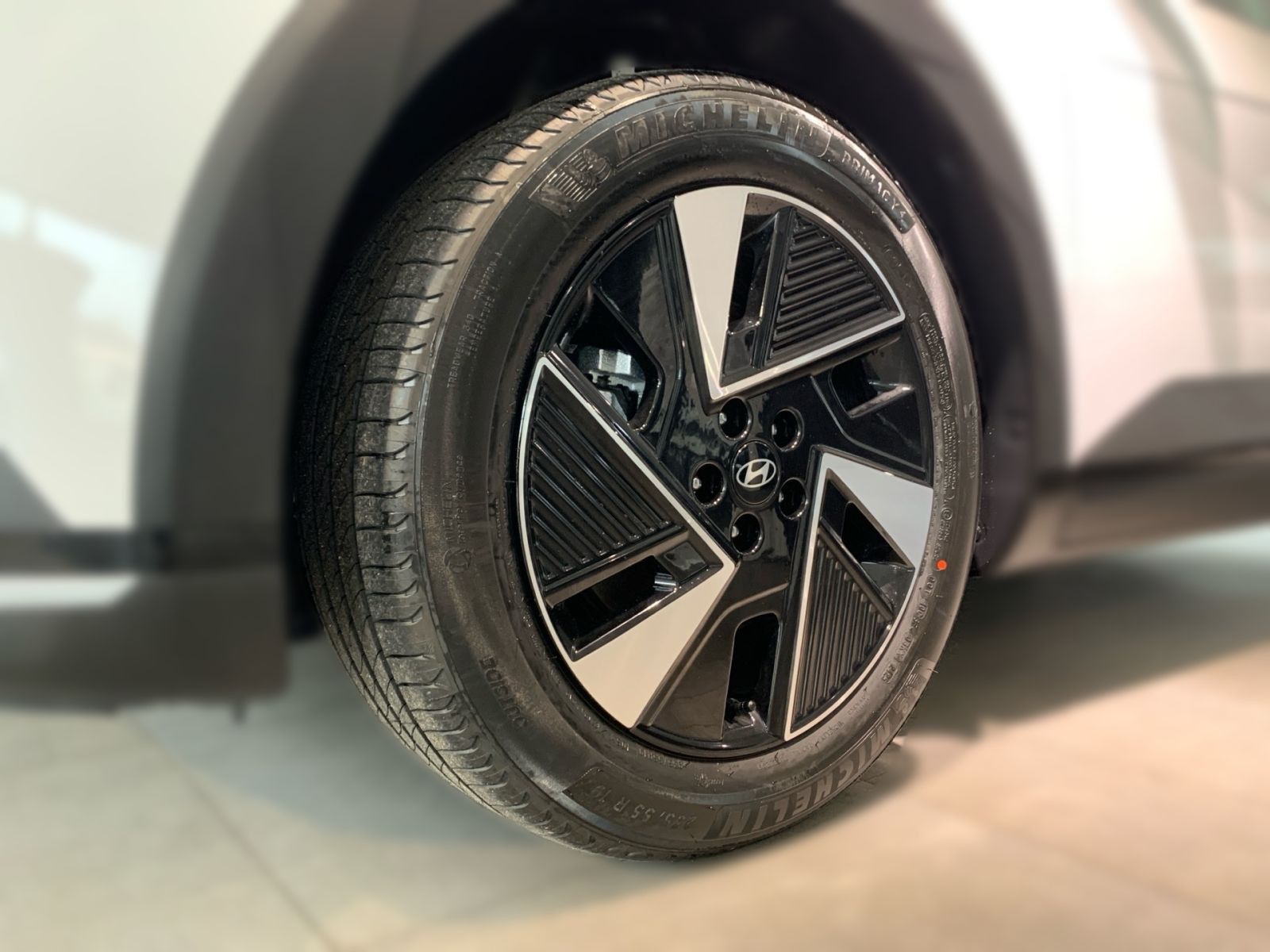 Fahrzeugabbildung Hyundai IONIQ 5 Elektro 63 kWh Warmepumpe