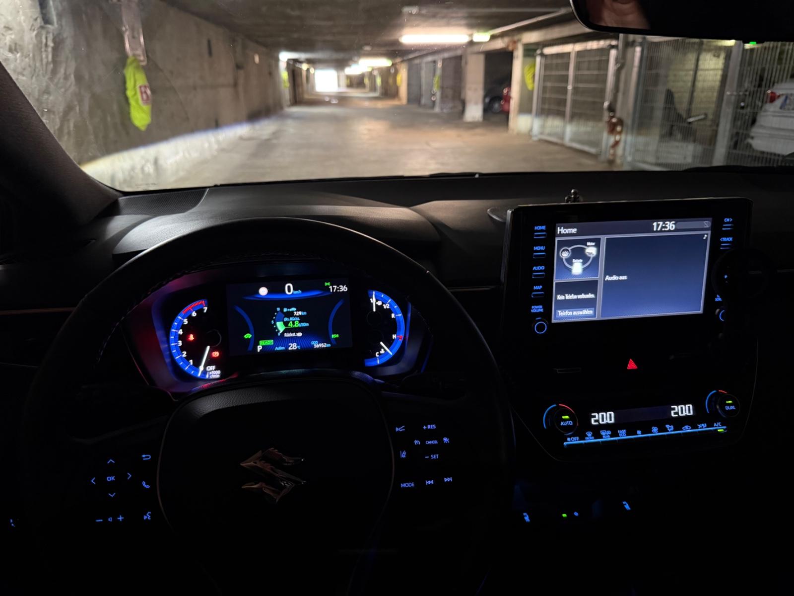 Suzuki Swace 1.8 Hybrid CVT Comfort+ (Toyota Corolla)
