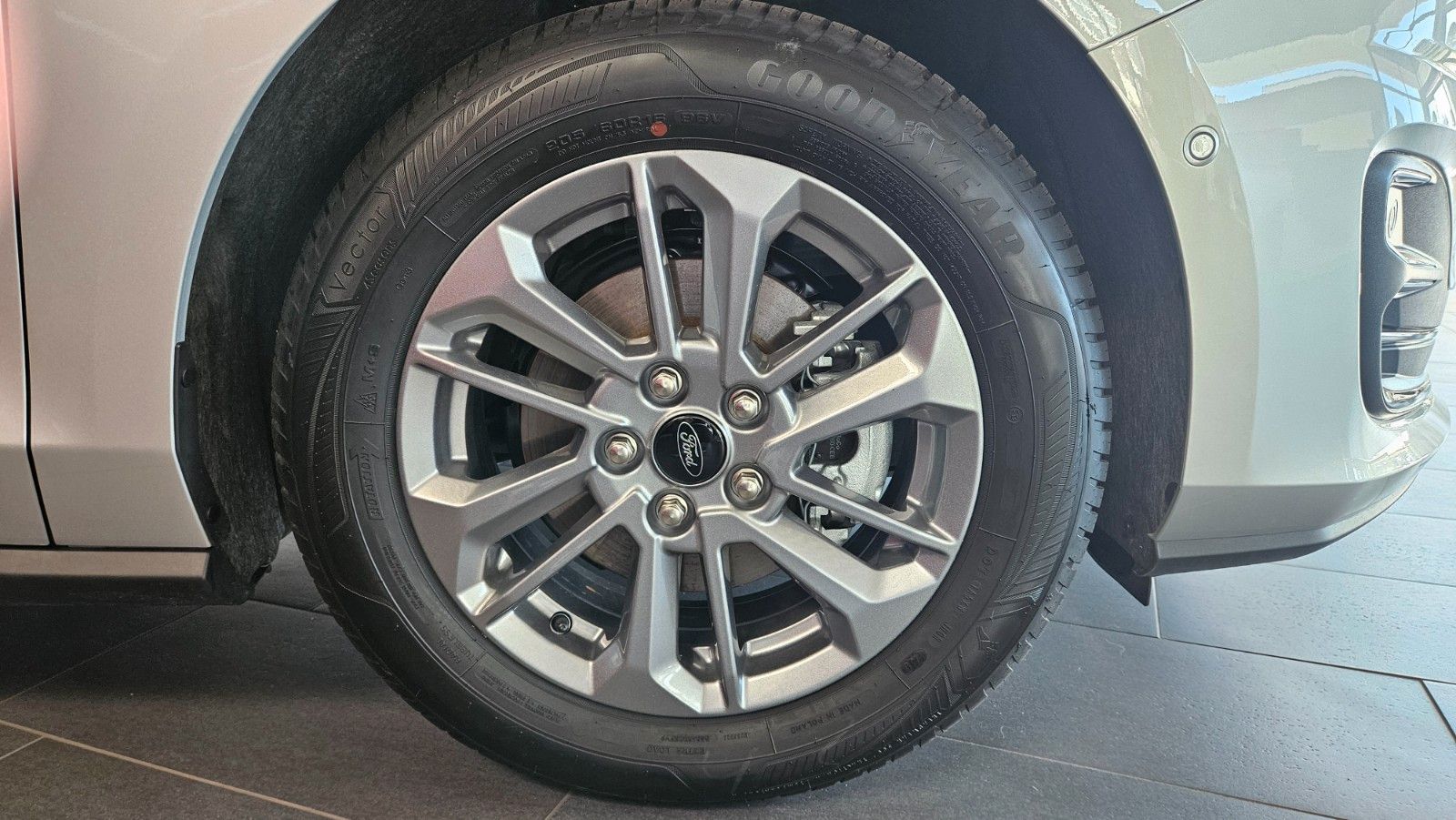 Fahrzeugabbildung Ford Focus Turnier Titanium el.Heckklappe Head-Up