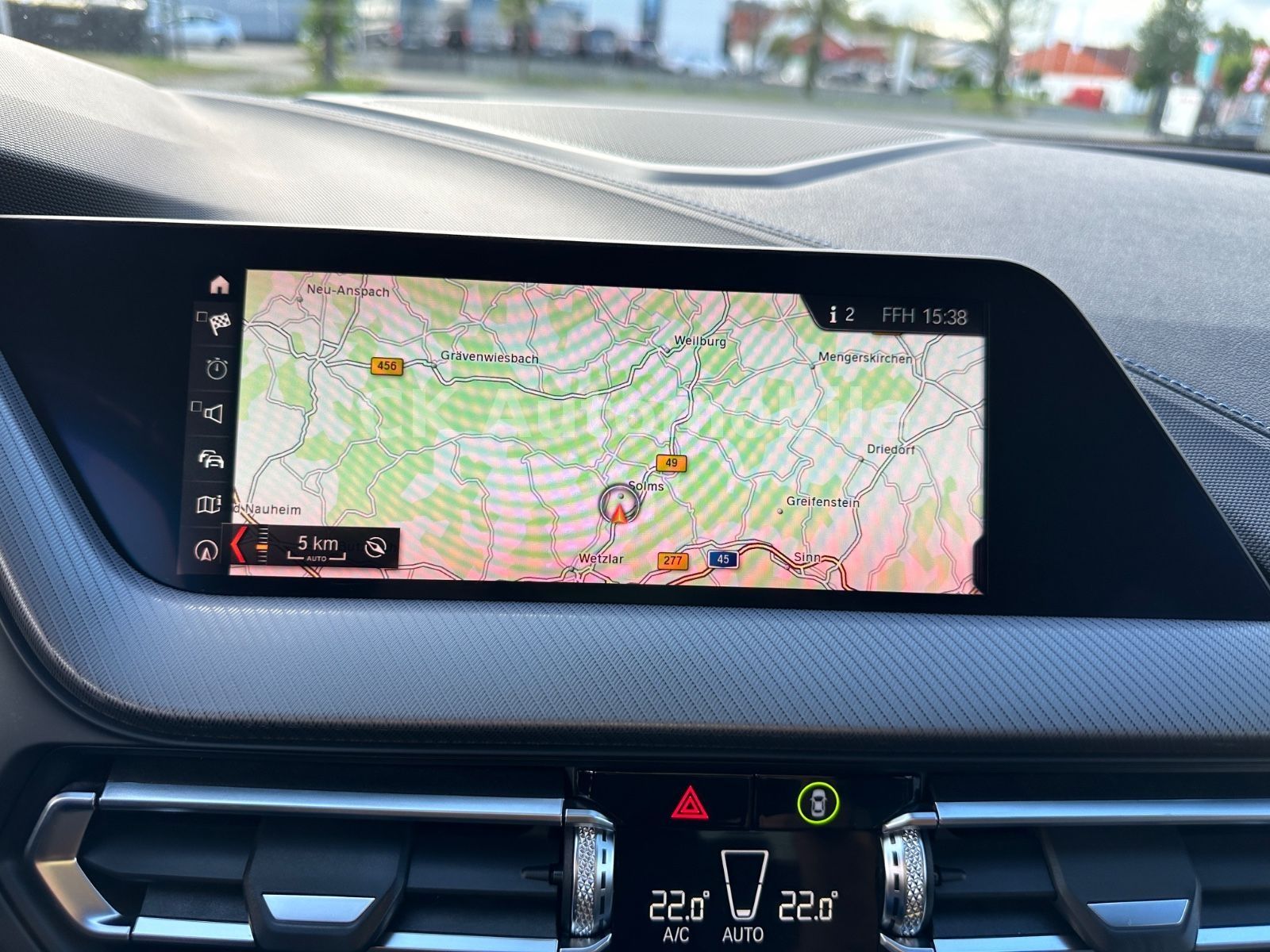 Fahrzeugabbildung BMW 118d M-Sport Shadow-Line/Navi/LED/PDC