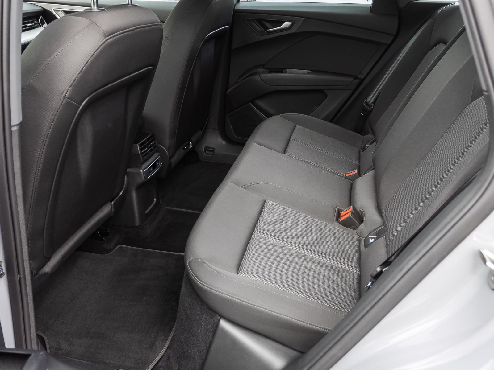 Audi Q4 e-tron - Bild 22