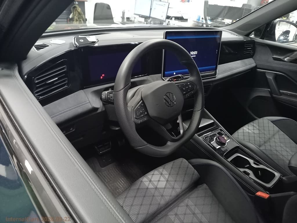 Volkswagen Tiguan 1.5TSI eHybrid DSG R-Line AHK 20 MATRIX foto 5