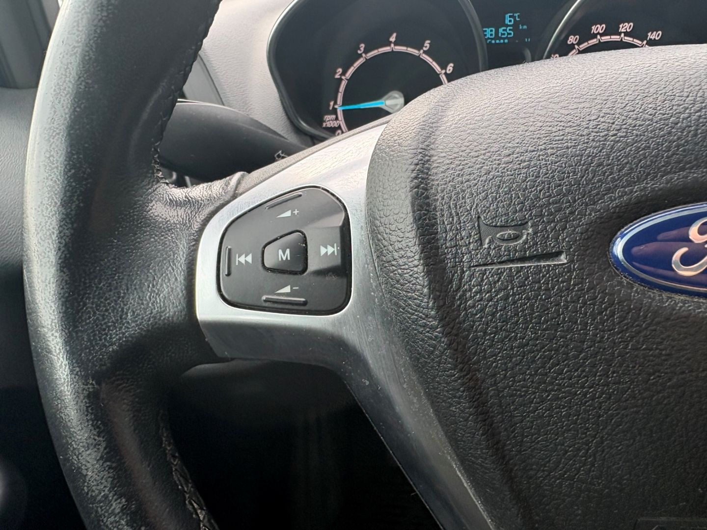 Fahrzeugabbildung Ford B-Max Trend BeheizbareWSS PDC KLIMA