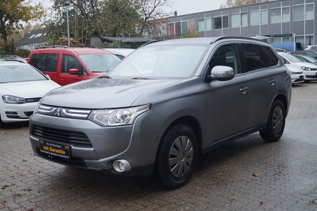 Mitsubishi Outlander ClearTec Invite 4WD voll Service SHZ..