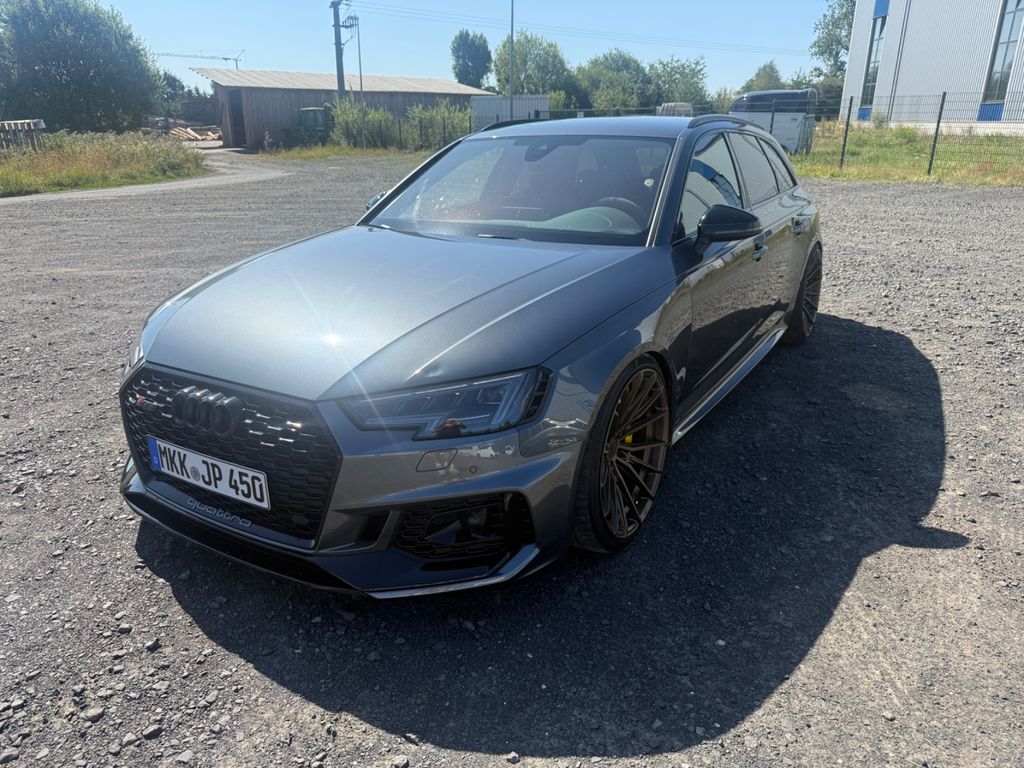 Image of Audi RS4