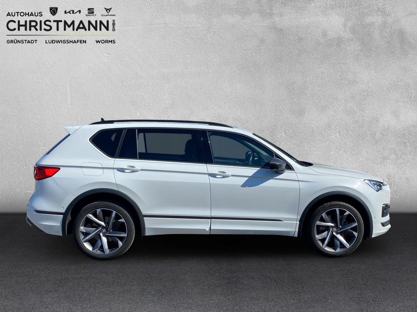 Fahrzeugabbildung SEAT Tarraco FR 4Drive 2.0 TSI: AHK-klappbar* El. Pan