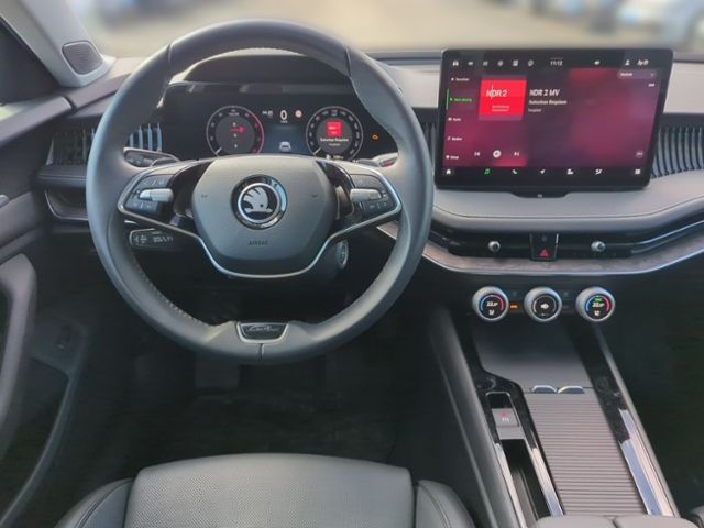 Fahrzeugabbildung SKODA Superb Combi 2.0 TDI DSG Laurin & Klement AHK ST