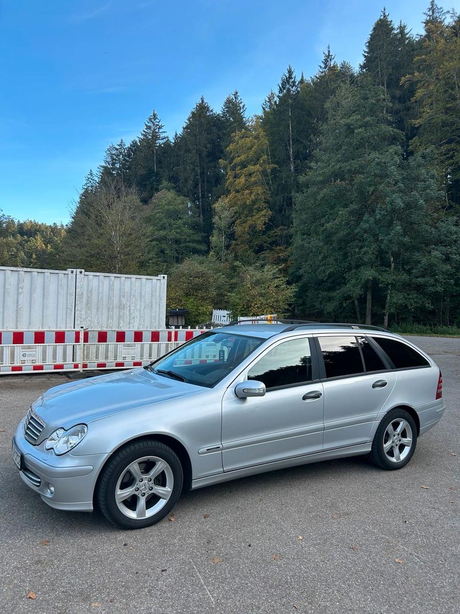 Mercedes-Benz C200 2005 — vehicle for AFU Ukraine