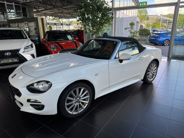 Fahrzeugabbildung Fiat 124 Spider Lusso KLIMA KEYLESS NAV RFK SHZ ALU