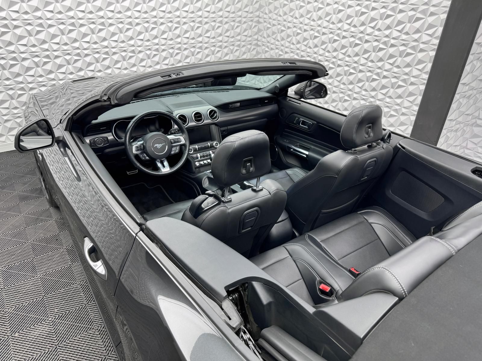 Fahrzeugabbildung Ford GT 5.0 CONVERTIBLE/B&O/KLAPPEN-AGA/55YEARS-EDIT