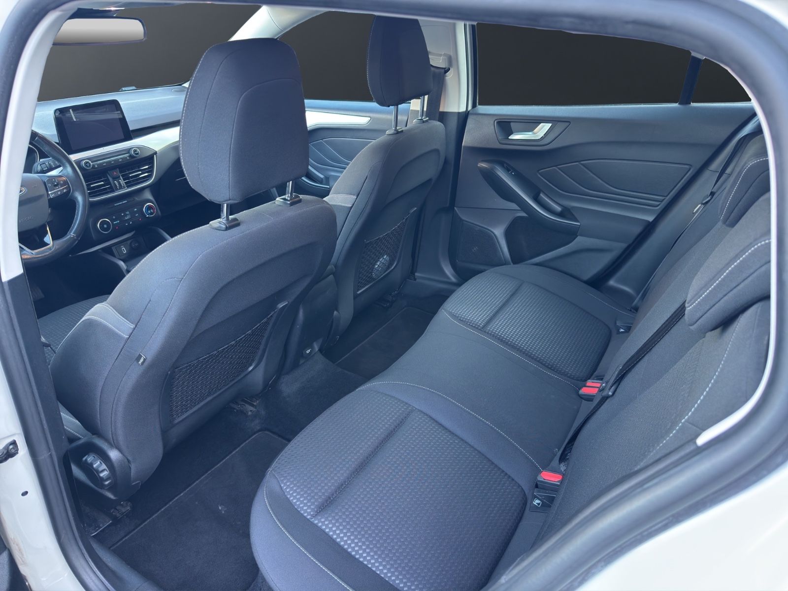 Fahrzeugabbildung Ford Focus Turnier*1.5*Diesel*Spurhalte*Kamera*Voll*