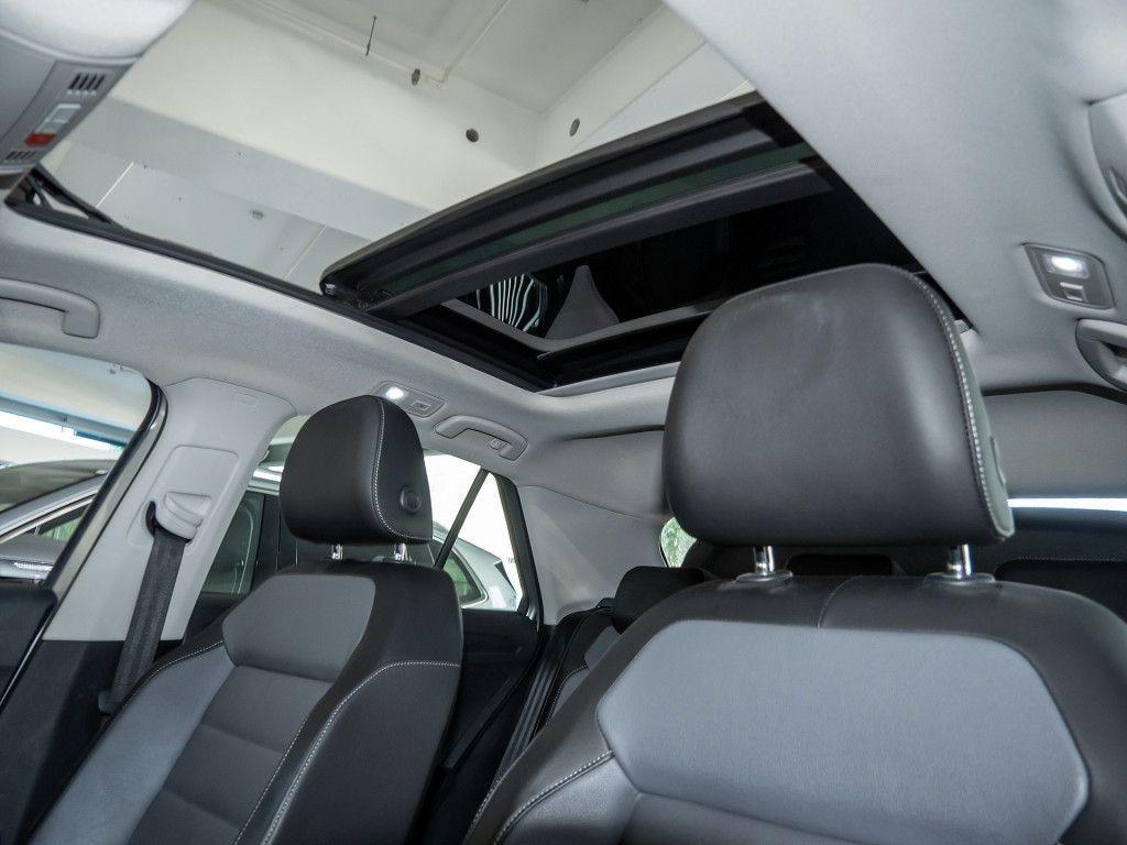 Volkswagen T-Roc 1.5 TSI DSG Style Pano Leder Standhzg., миниатюра 21