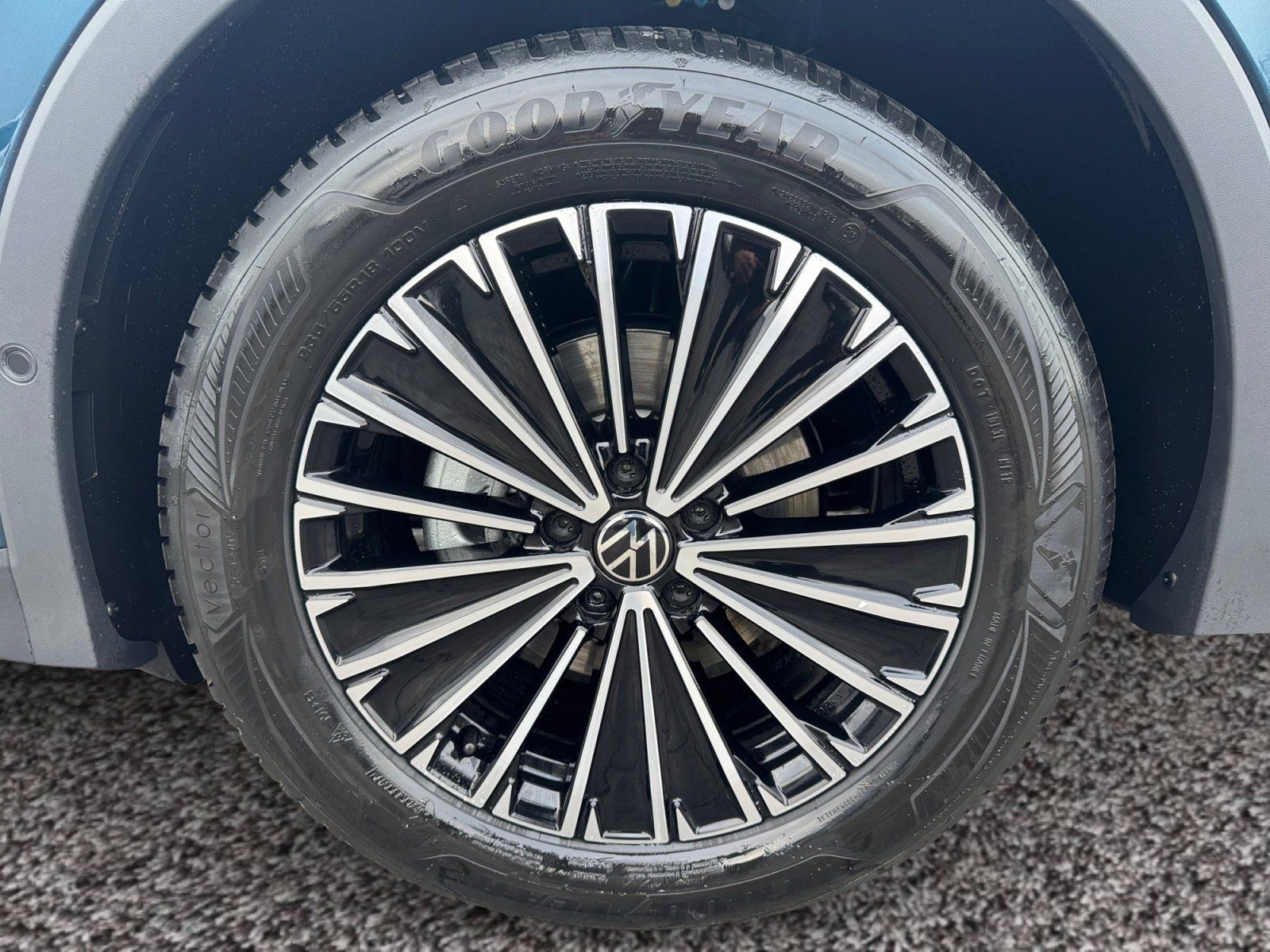 Volkswagen Tiguan - Bild 8