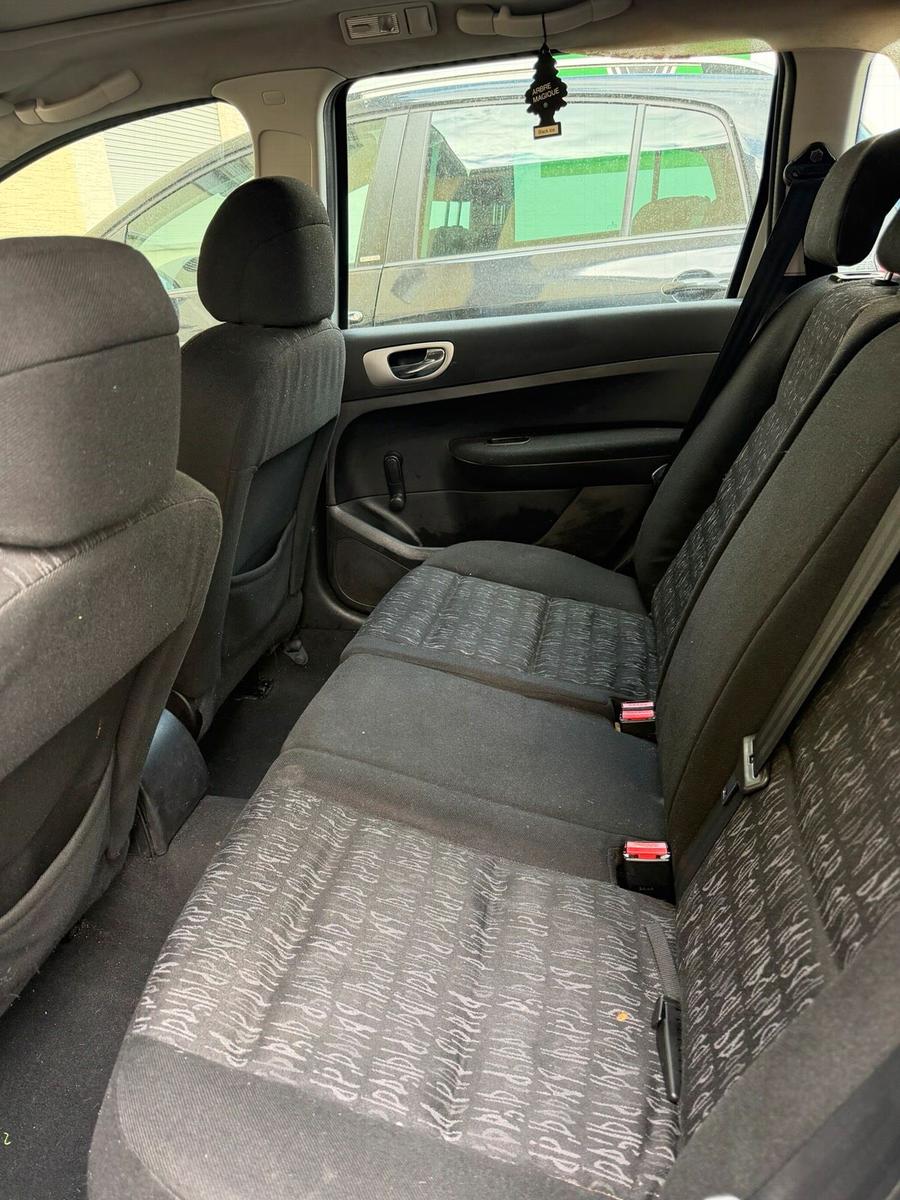 Peugeot 307 2004 — photo 13