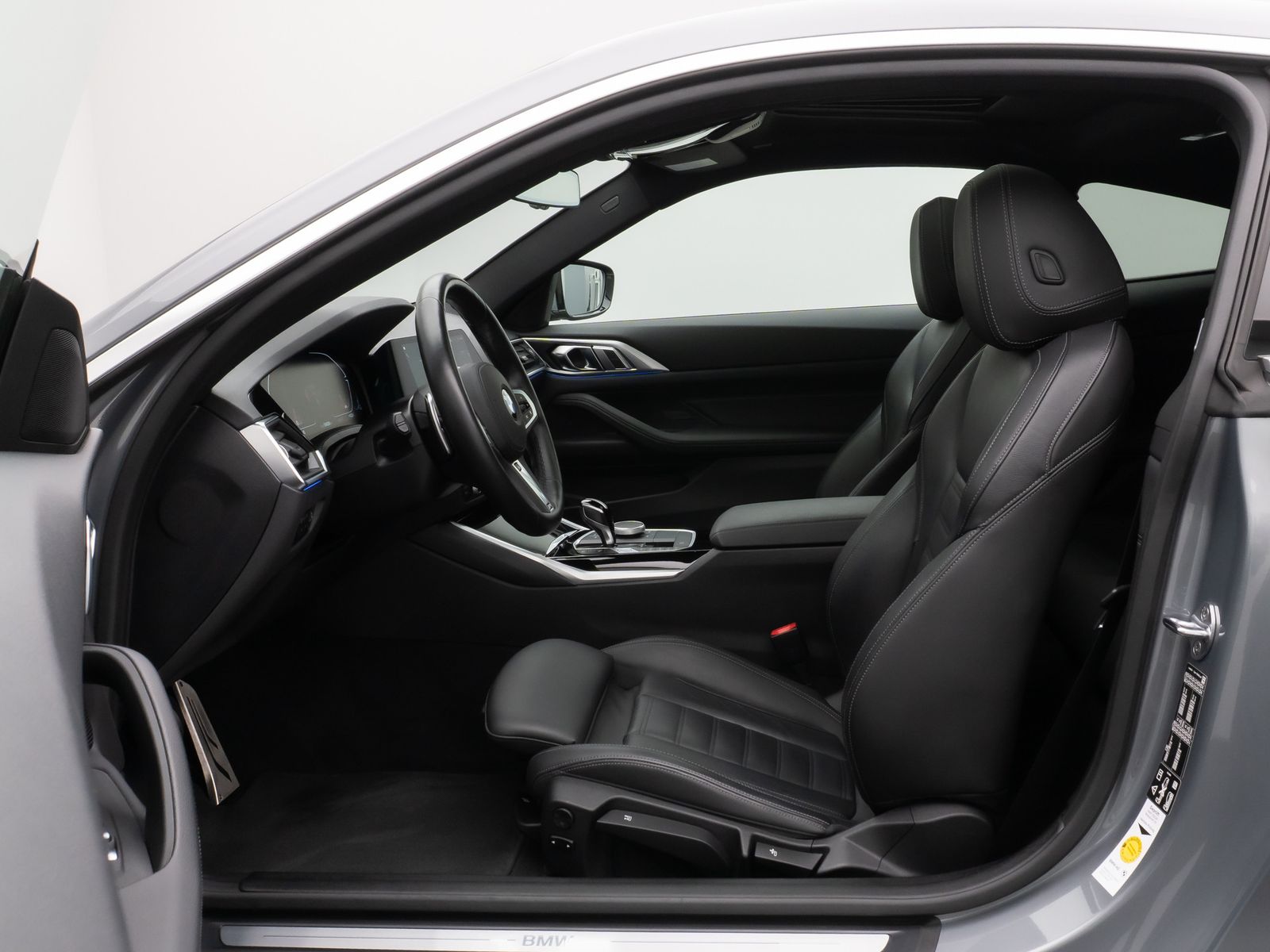 Fahrzeugabbildung BMW 430d xD Coupé Glasdach Laser DAB HiFi Komfort 19