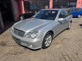 Mercedes-Benz C 220 C -Klasse T-Modell C 220 T CDI - Mercedes-Benz C 220 aus 2004: Cdi