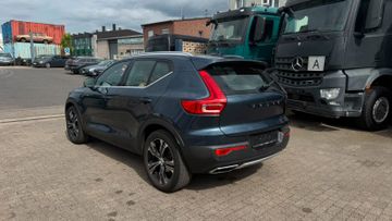 Volvo XC40 - 3