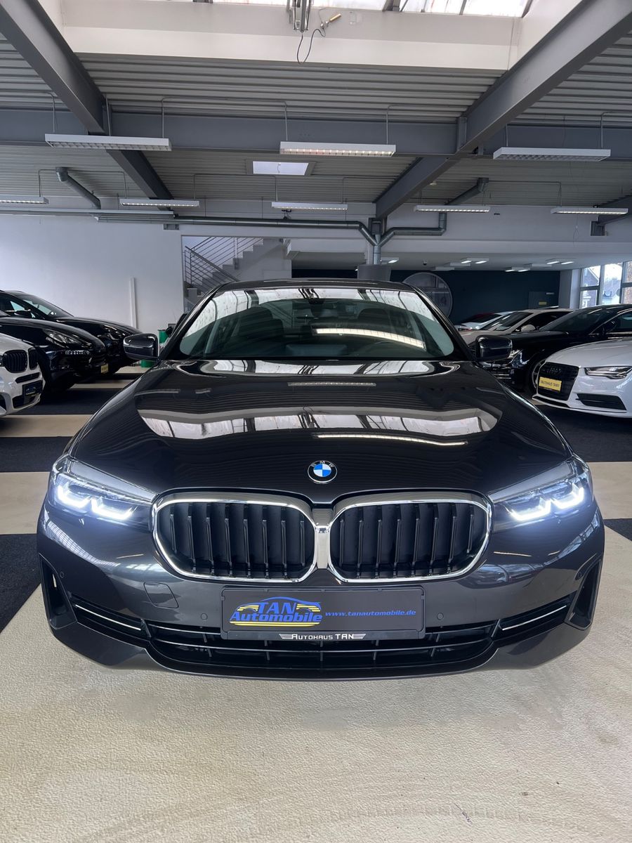 Fahrzeugabbildung BMW 520 d Lim. Mild Hybrid *SITZHEIZUNG & BELÜFTUNG*